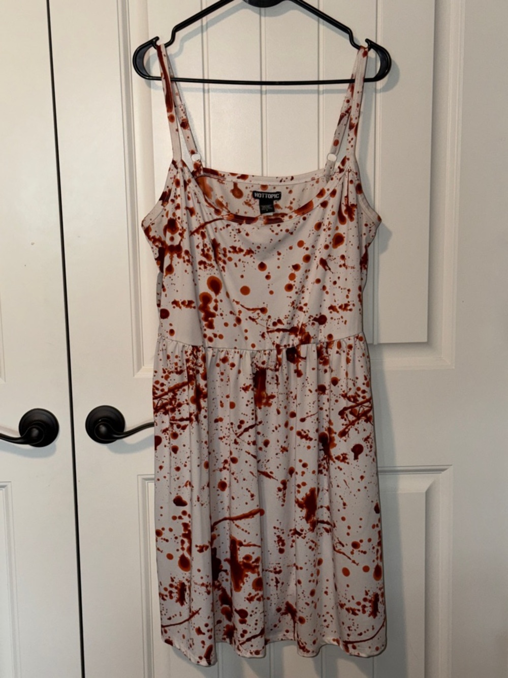 Hot Topic White Mini Dress with Red Blood Spatter Print Plus Size